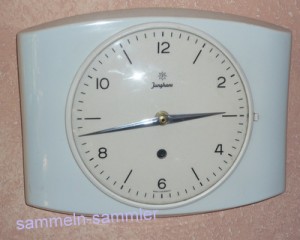 Hellblaue Junghans Küchenuhr